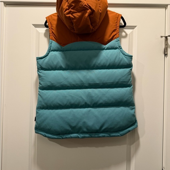 Patagonia Orange and Teal Vest - Picture 3 of 3